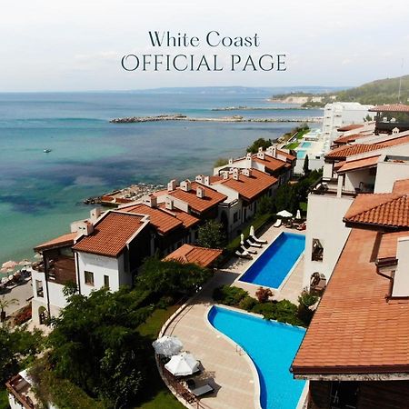 קברנה White Coast Beach Apartments מראה חיצוני תמונה