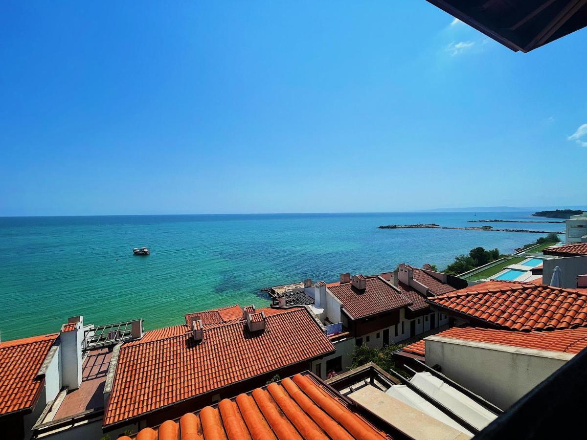 קברנה White Coast Beach Apartments מראה חיצוני תמונה